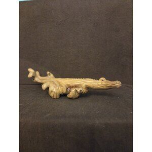 Vintage Driftwood Carved Alligator Wood